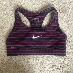 nike sports bra